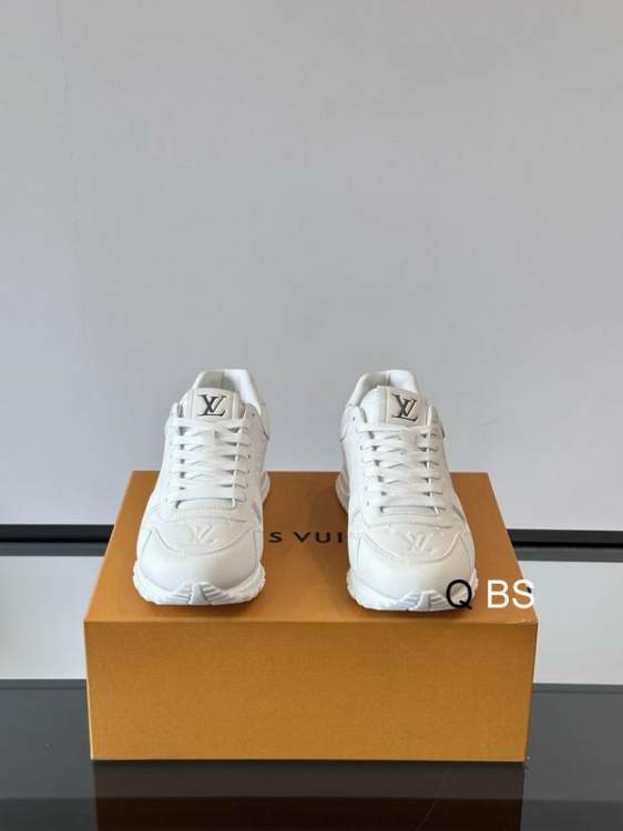 Picture of Louis Vuitton Shoes _SKULVsz38-45BS040612602
